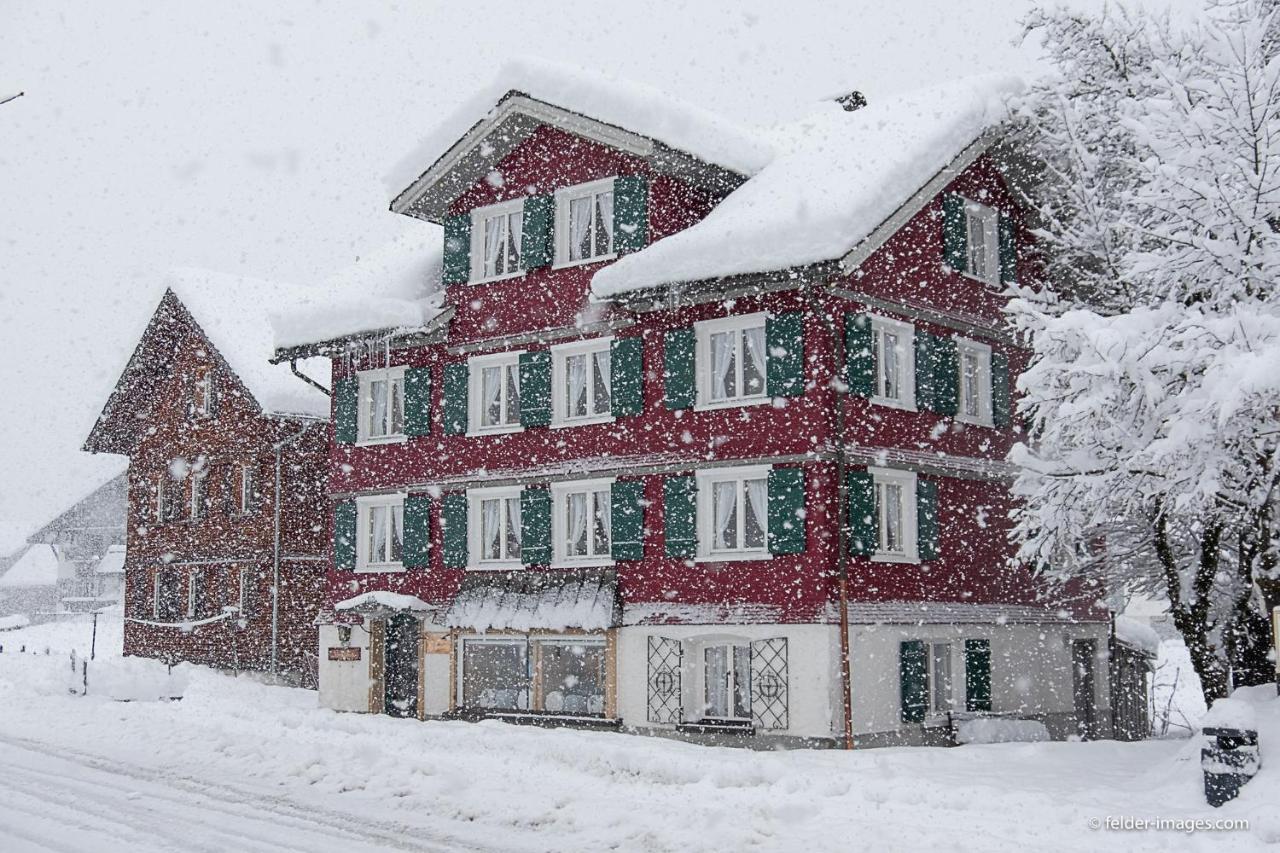 Alps Romantik Mellau Exterior foto